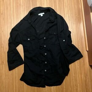 James Perse black stretchy fitted cotton button down in size 1